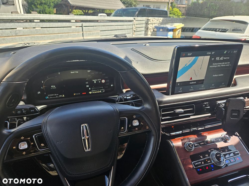 Lincoln Aviator - 6