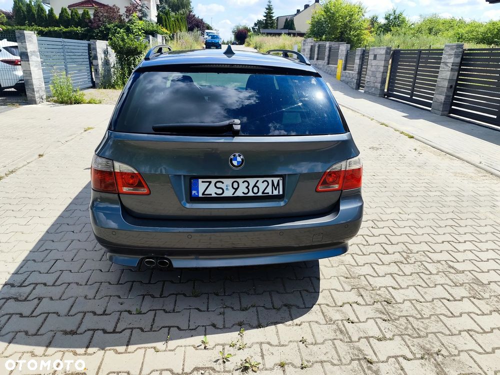 BMW Seria 5 525d - 7