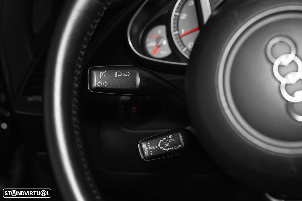 Audi R8 Coupé 4.2 FSI quattro R tronic - 24