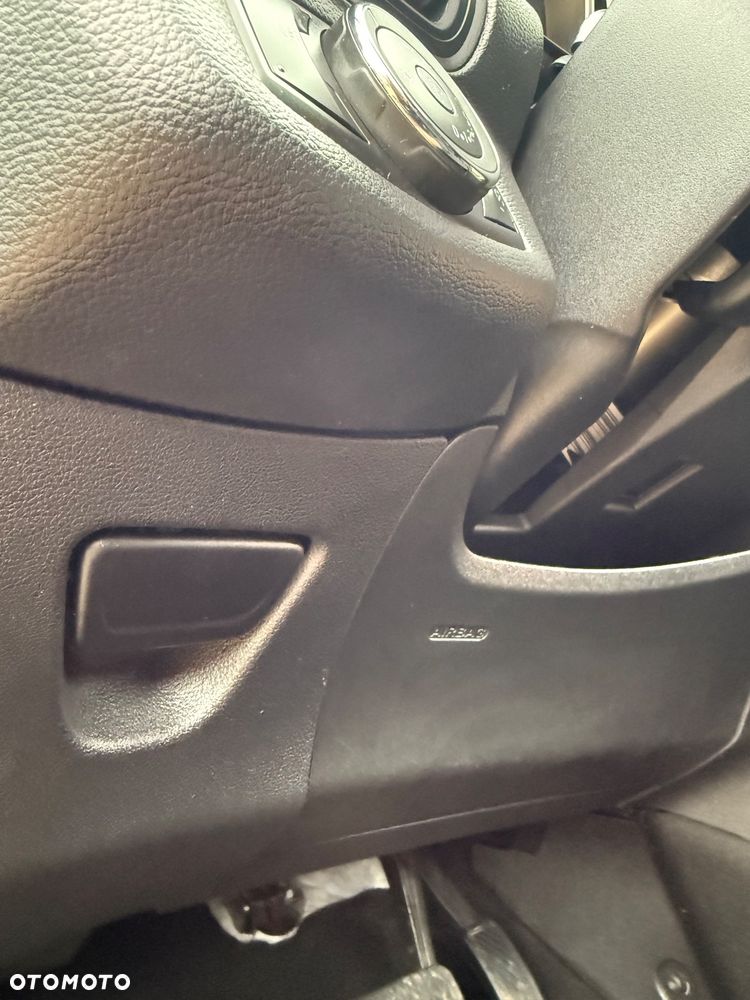 Ford B-MAX 1.6 Trend MPS6 - 23