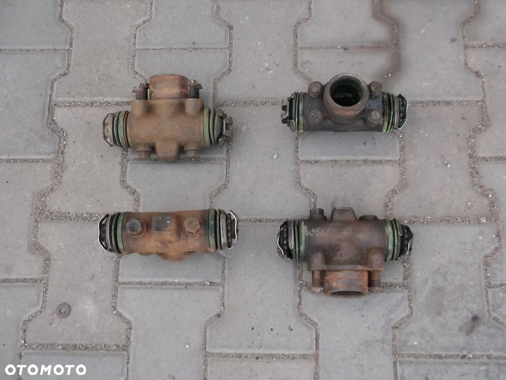 Rozpieraki szczęk Iveco Eurotrakker Eurotech - 2