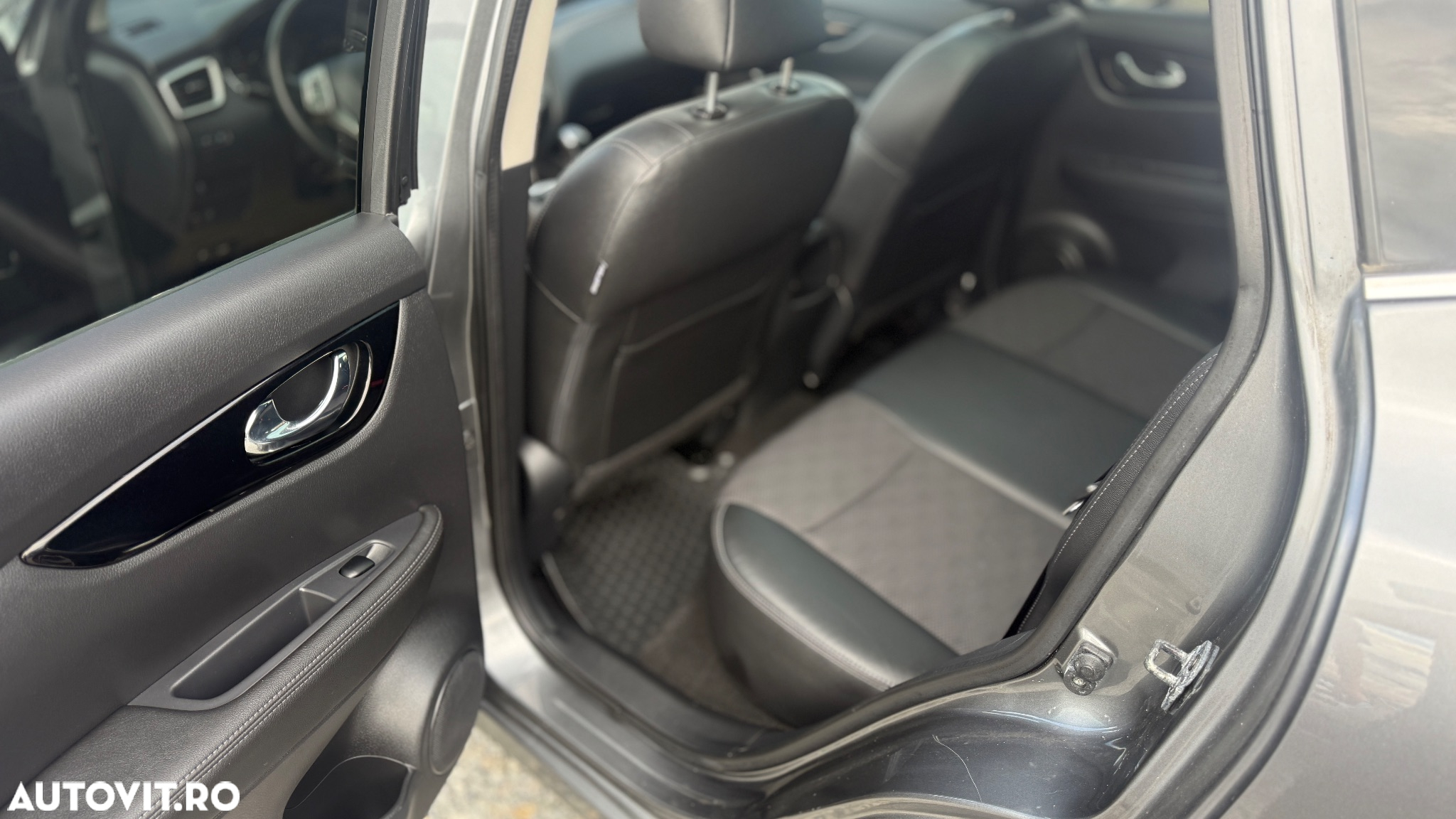 Nissan Qashqai 1.5 DCI TEKNA - 9