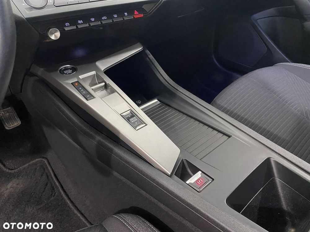 Peugeot 308 - 19