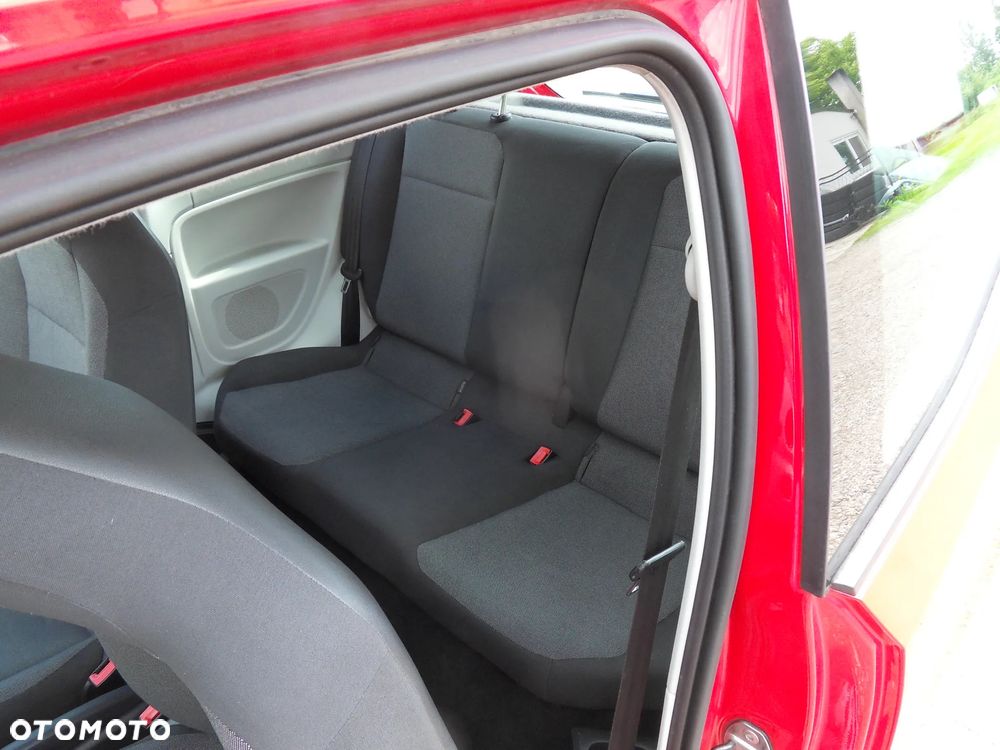 Volkswagen up! take - 10