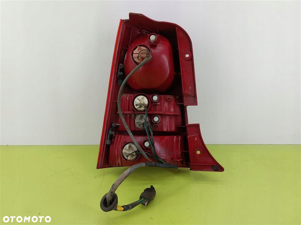 Lampa prawa tylna tył Kia Picanto I 2003-2011 PRZED LIFT EUROPA - 3