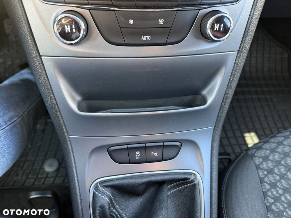 Opel Astra - 18