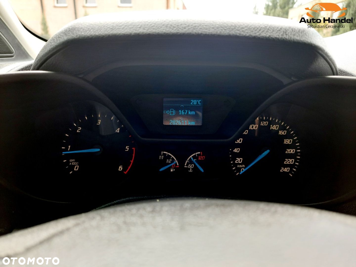 Ford Tourneo Connect Grand - 17