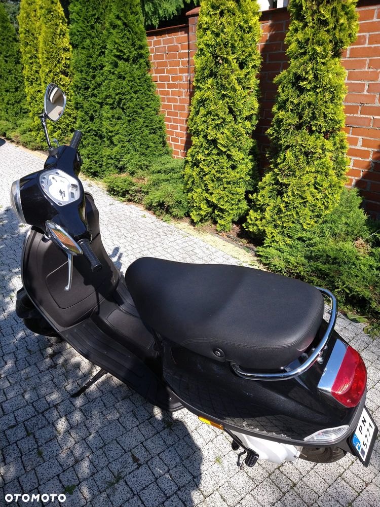Piaggio Vespa - 3