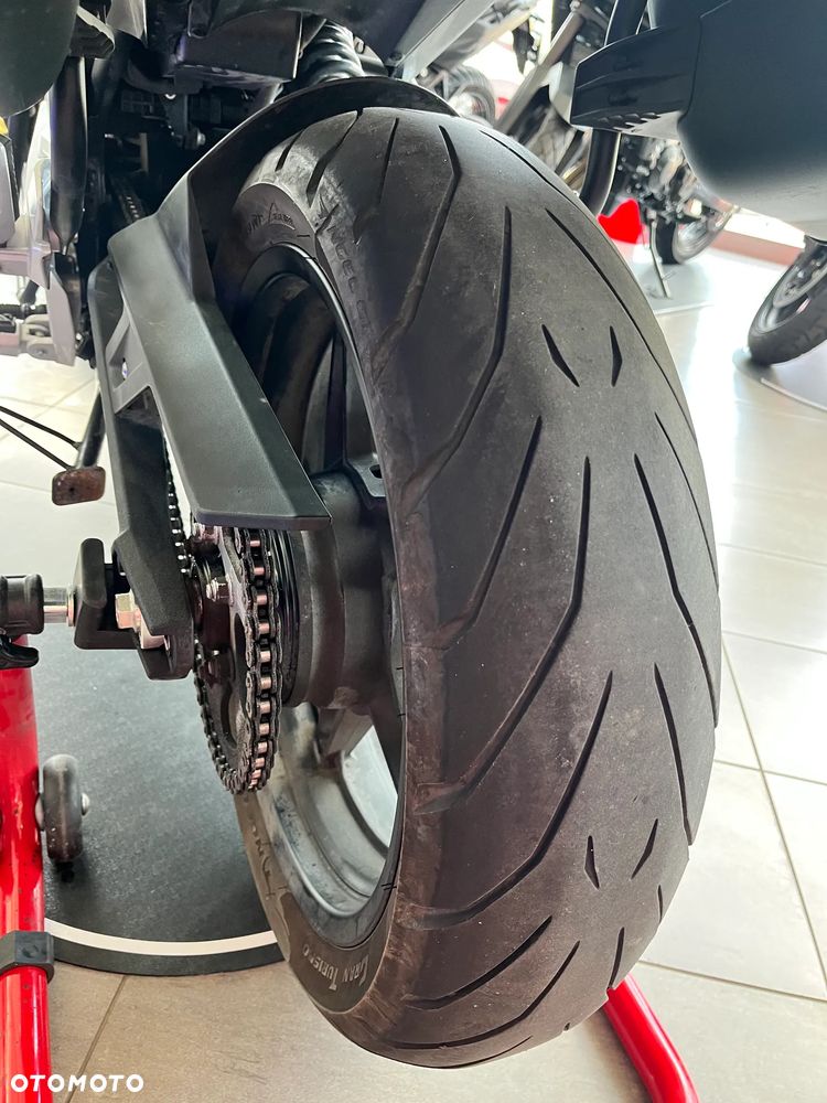 CFMoto 650 MT - 16