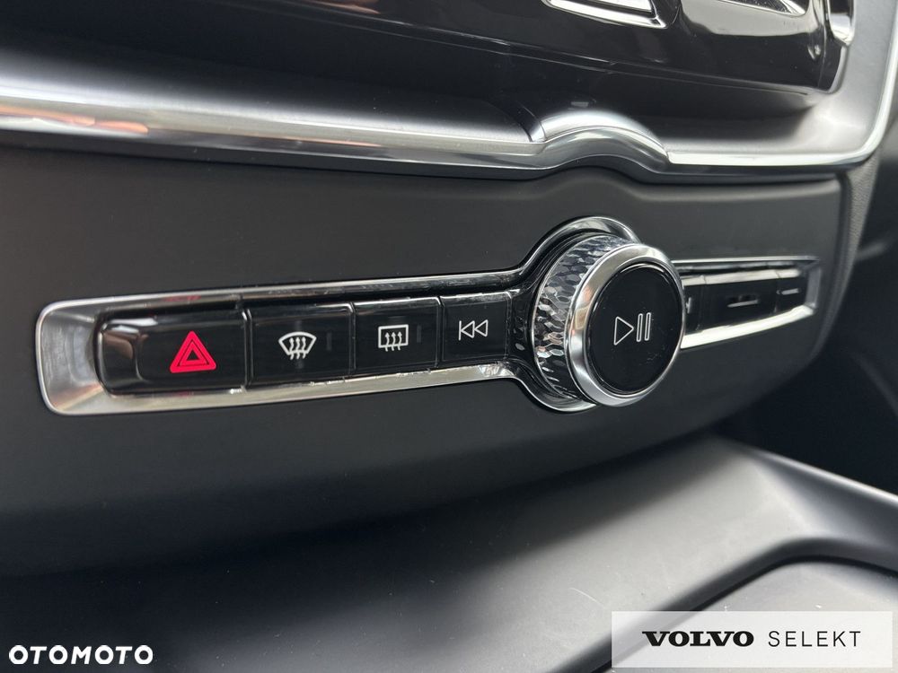 Volvo XC 60 - 18