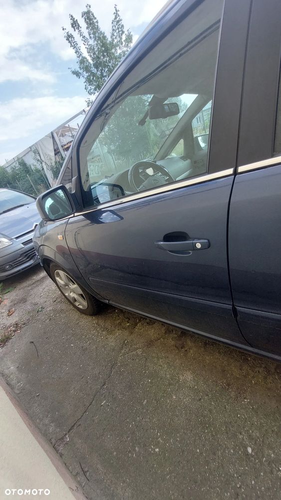 Opel Zafira 1.8 Enjoy - 33