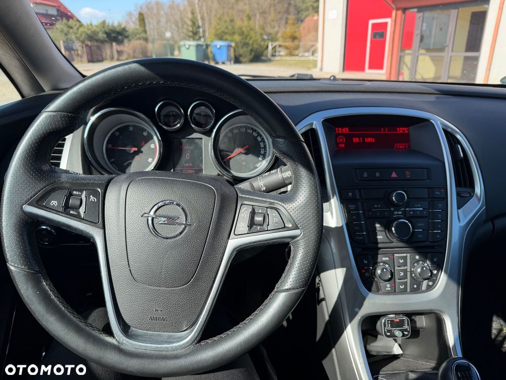 Opel Astra 2.0 CDTI Cosmo - 10