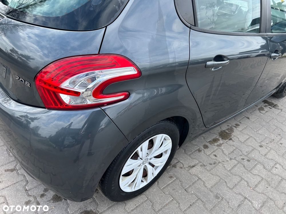 Peugeot 208 - 7