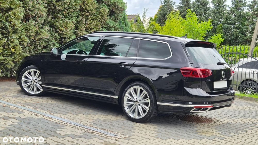 Volkswagen Passat - 12