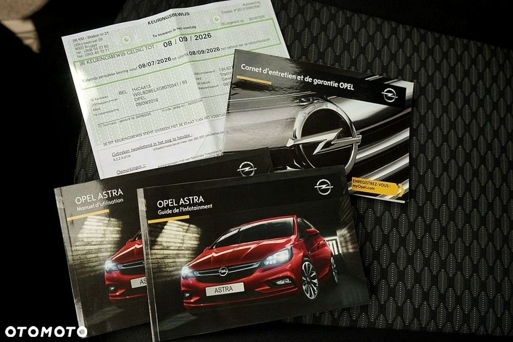 Opel Astra - 30
