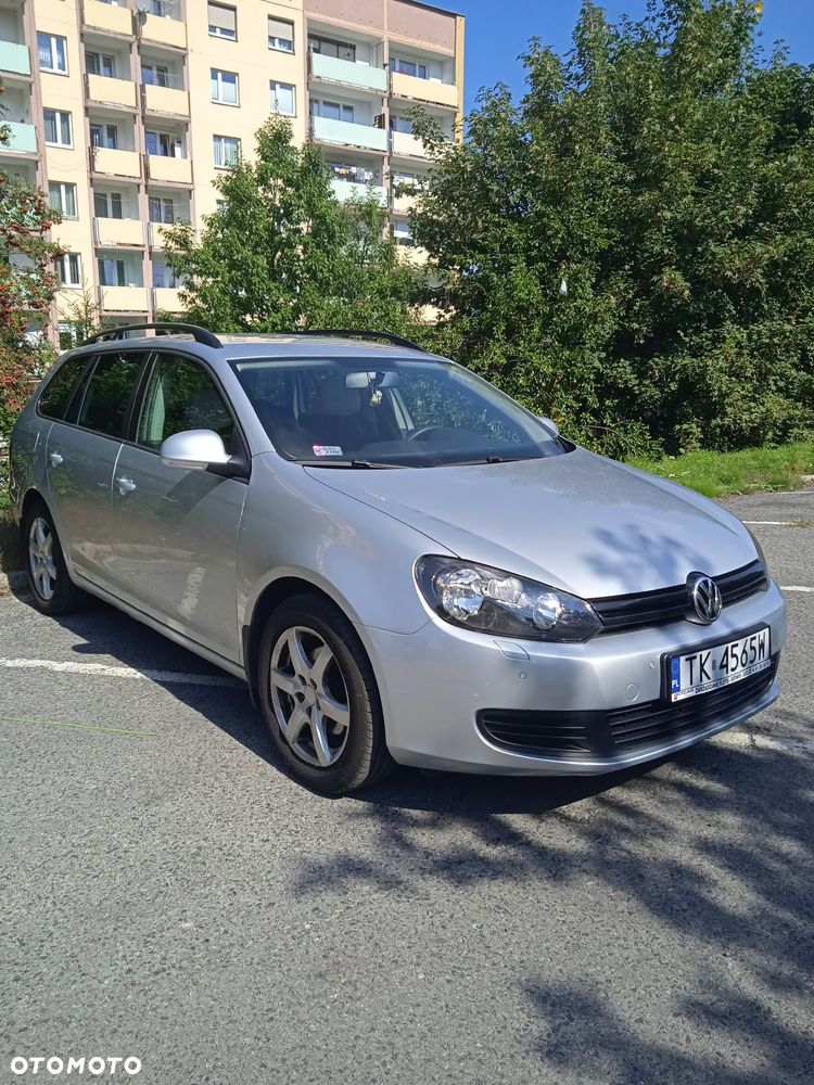 Volkswagen Golf - 1
