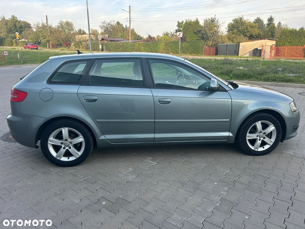 Audi A3 Sportback 1.6 TDI DPF Ambition - 18