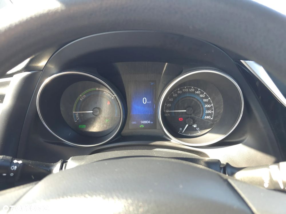 Toyota Auris 1.8 HSD Luna - 21