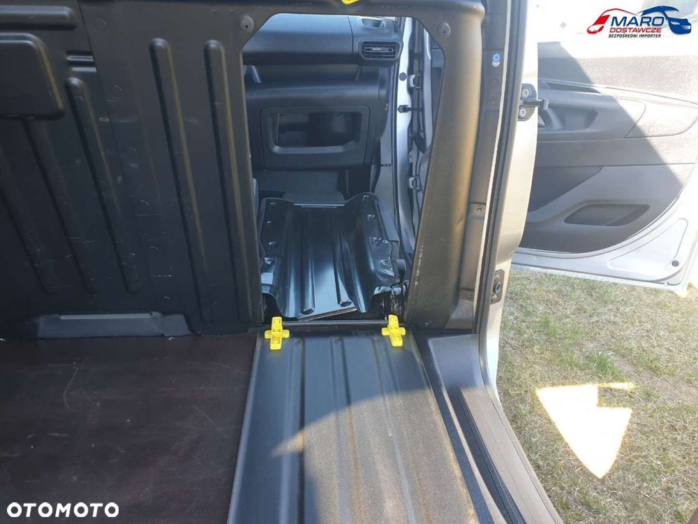Peugeot PARTNER AUTOMAT SALON PL  MAŁY PRZEBIEG - 15