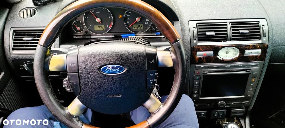 Ford Mondeo 2.0 TDCi Ghia X - 8