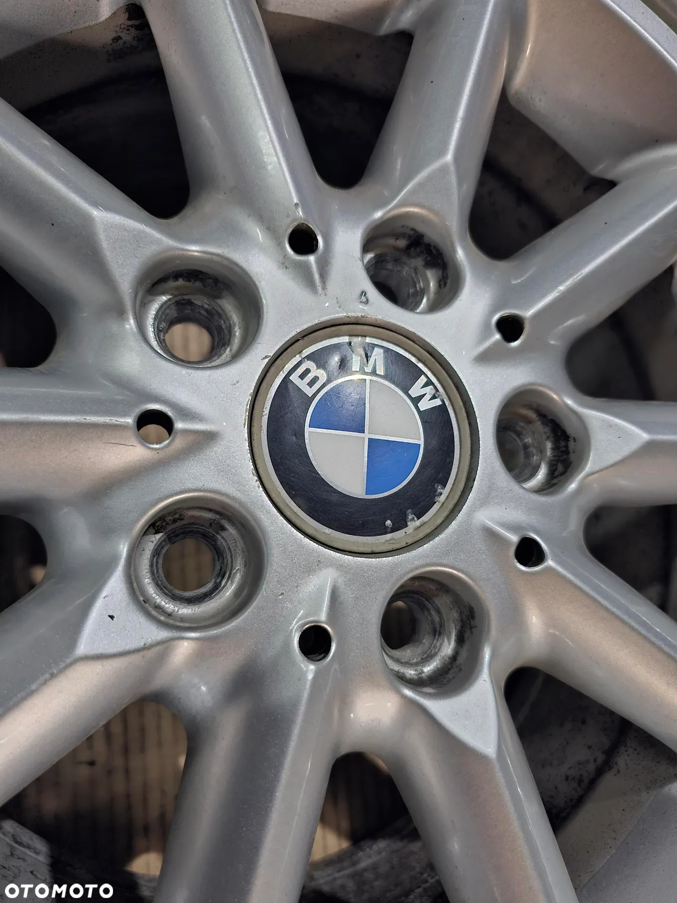 Felgi Aluminiowe 7,0-15 5x120x72,4 ET-47 BMW A009 - 2