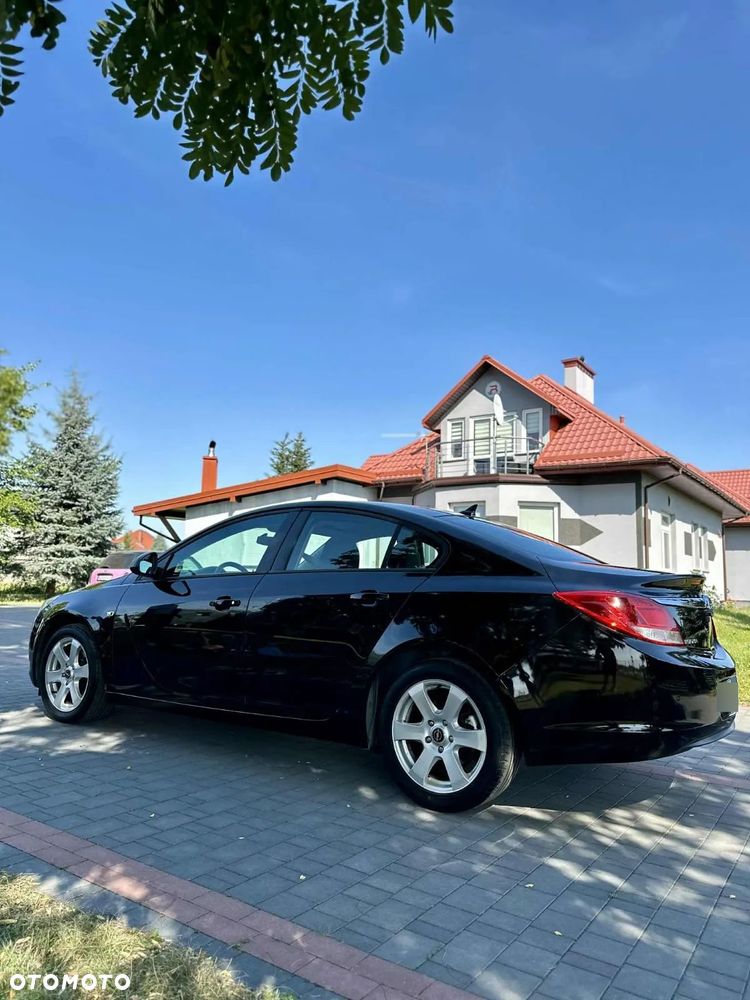Opel Insignia - 2