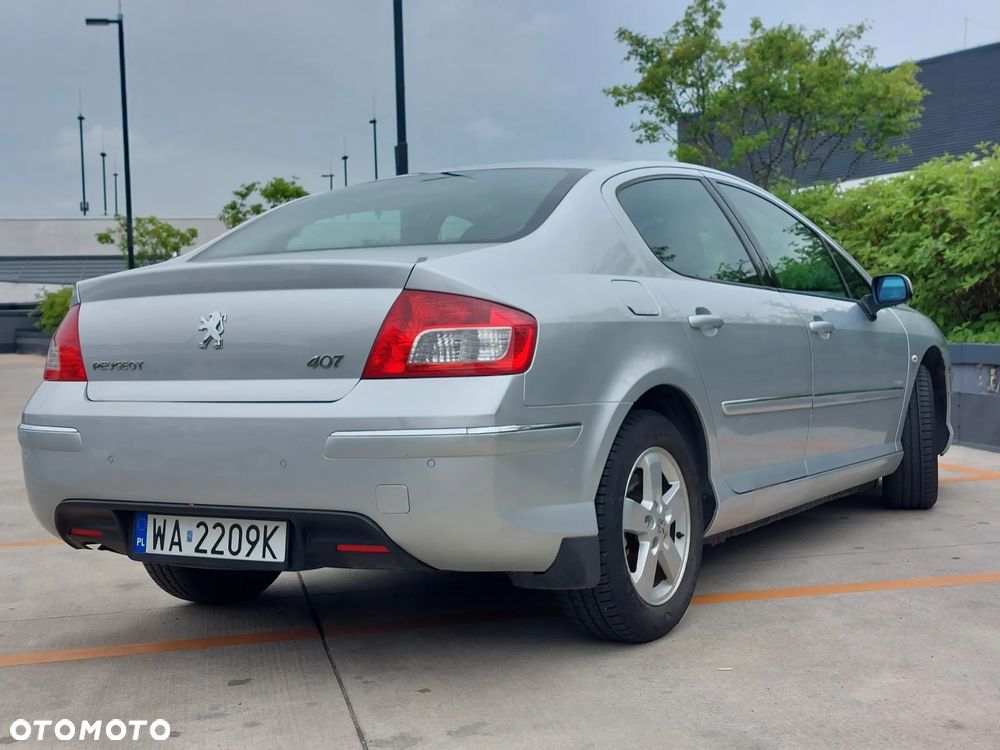 Peugeot 407 2.0 Premium Navtech - 6
