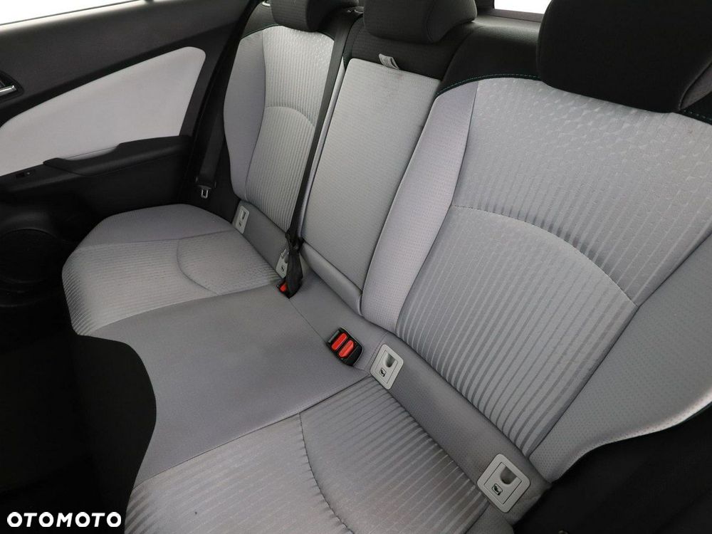 Toyota Prius 1.8 Hybrid Premium - 17