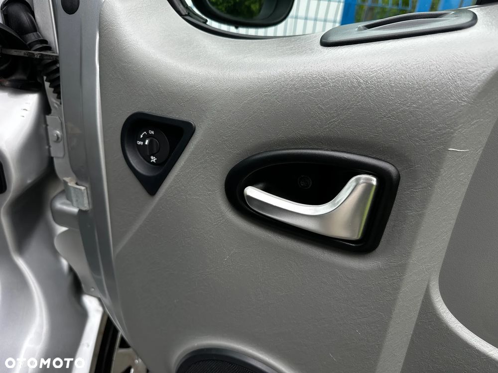 Nissan Primastar - 28