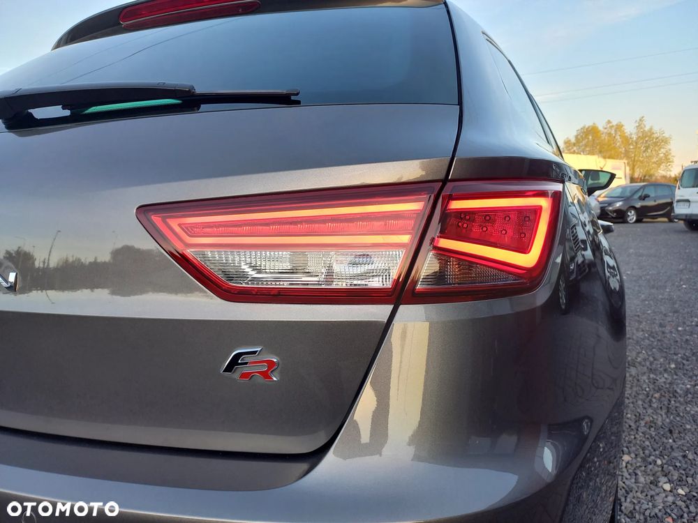 Seat Leon 2.0 TDI DPF DSG FR - 11