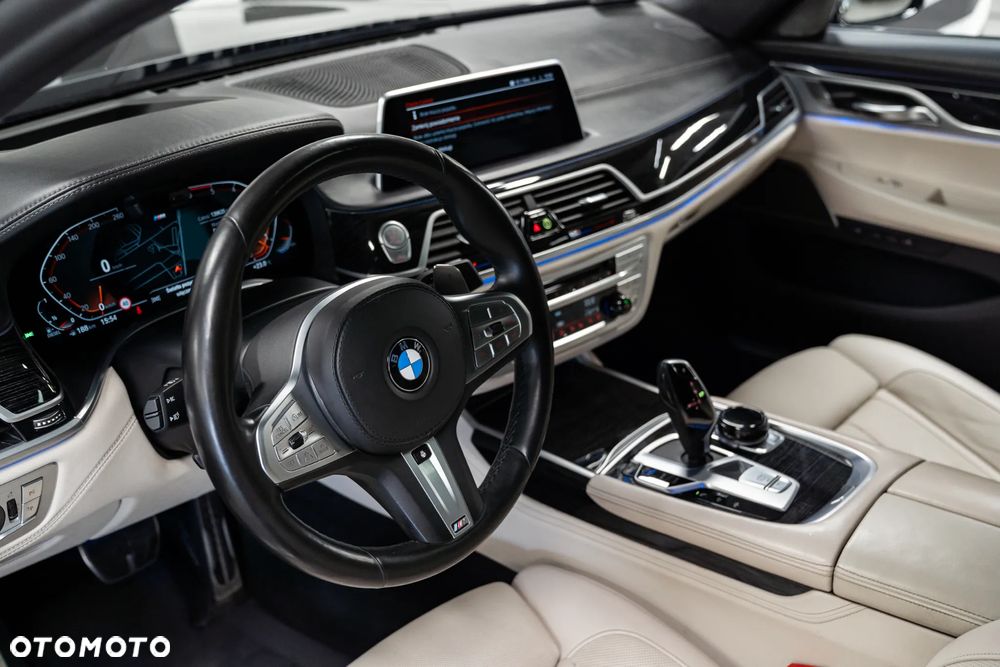 BMW Seria 7 750d xDrive sport - 30