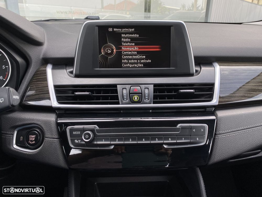 BMW 216 Active Tourer d Line Luxury Auto - 18