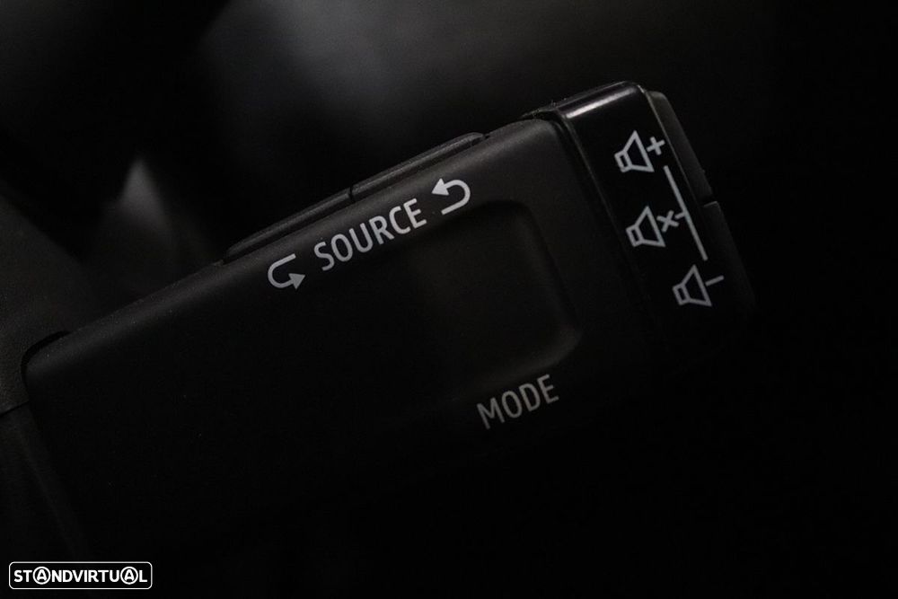 Mitsubishi Colt 1.0 MPI-T Invite - 18