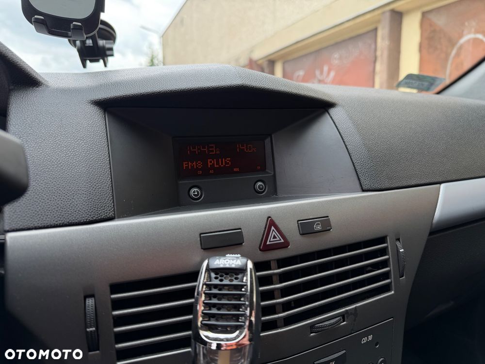 Opel Astra - 14
