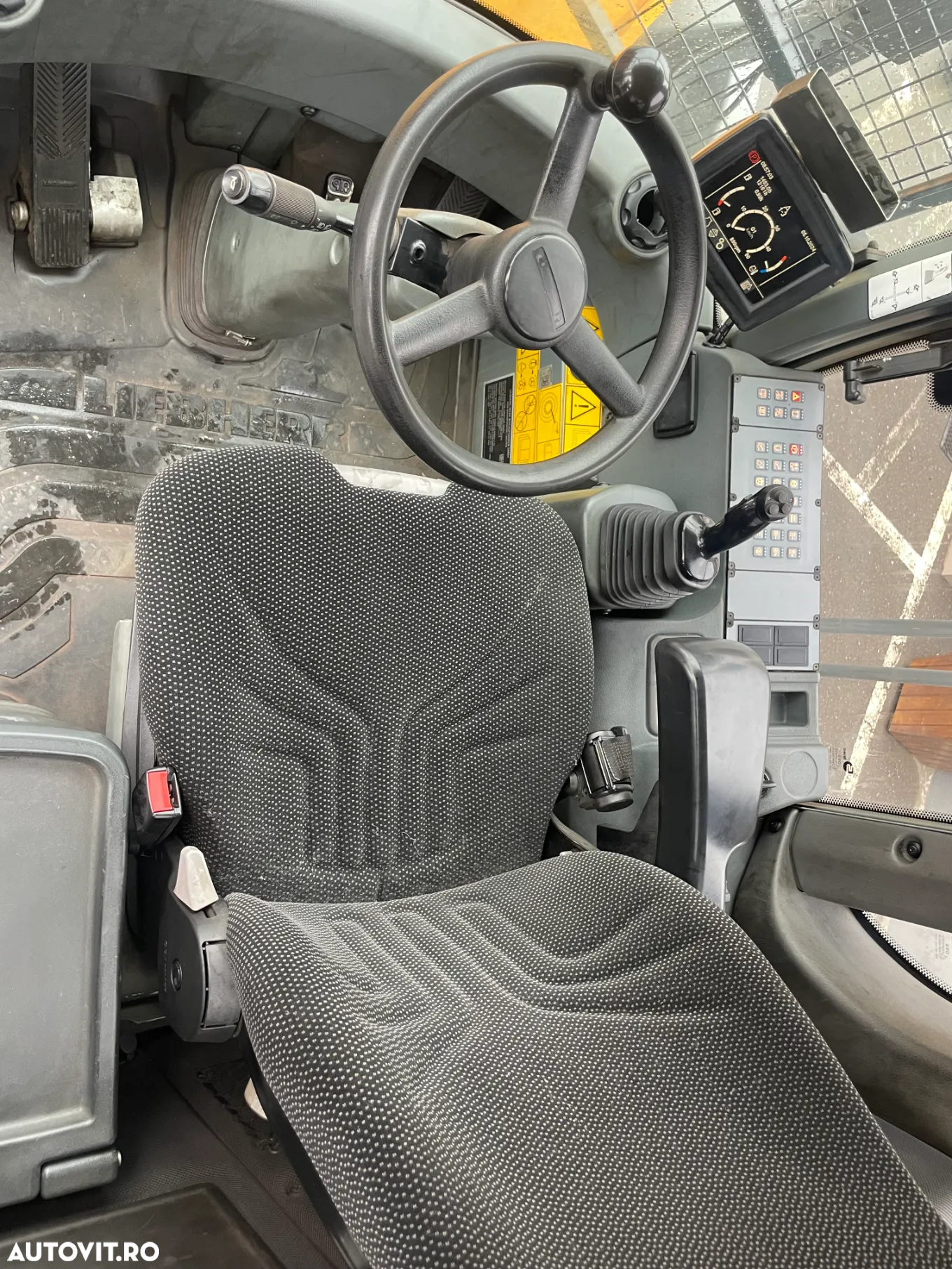 Liebherr L550 - 17