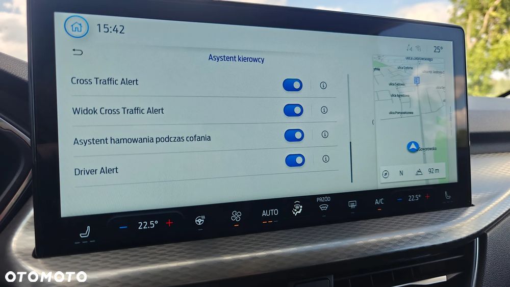 Ford Kuga 2.5 FHEV FWD Titanium eCVT - 23