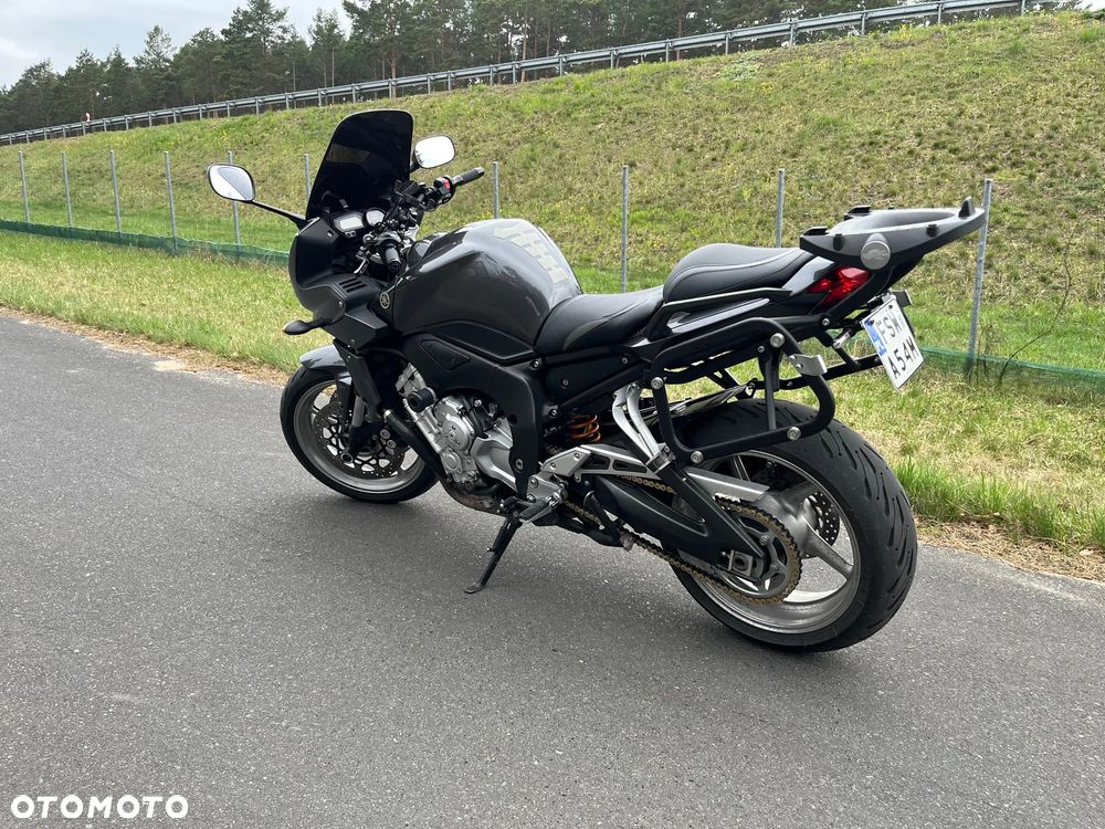 Yamaha FZ - 6