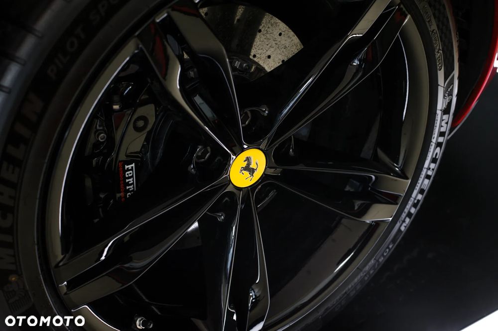 Ferrari 296 GTB - 15