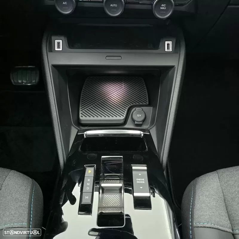 Citroën C4 X PureTech 130 Stop&Start EAT8 MAX - 38