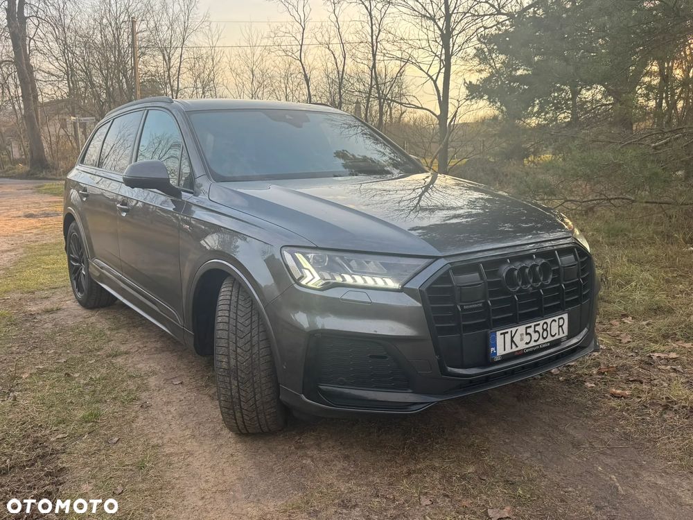 Audi Q7 - 1