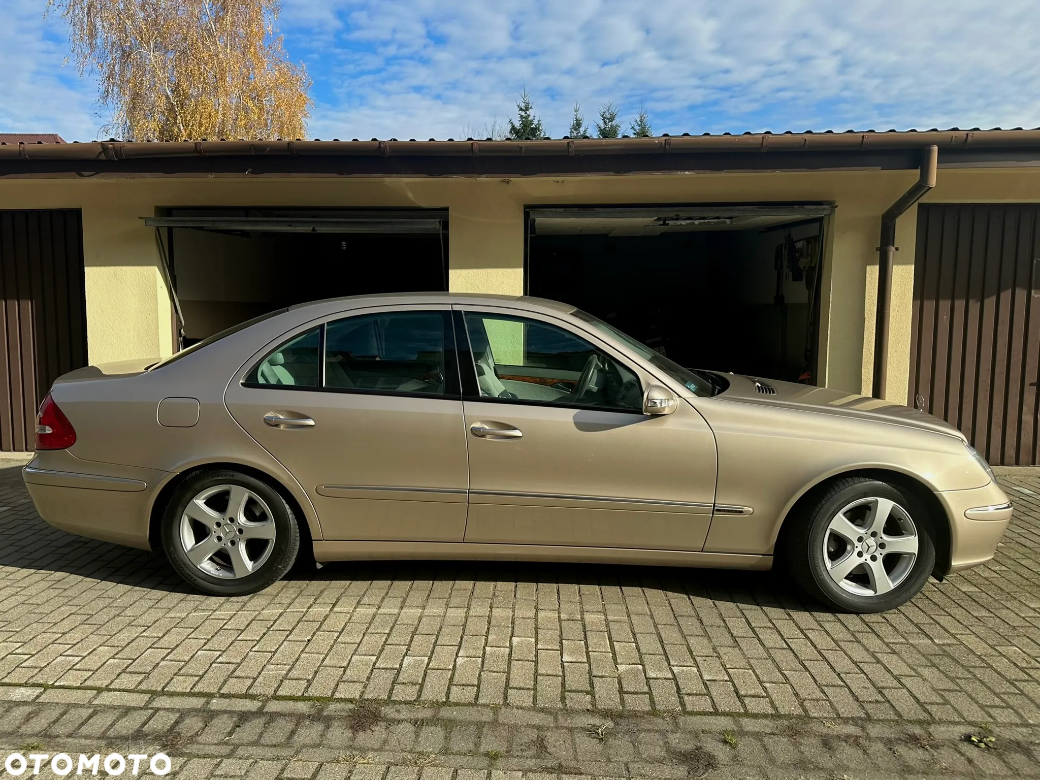 Mercedes-Benz Klasa E 220 T CDI Elegance - 12