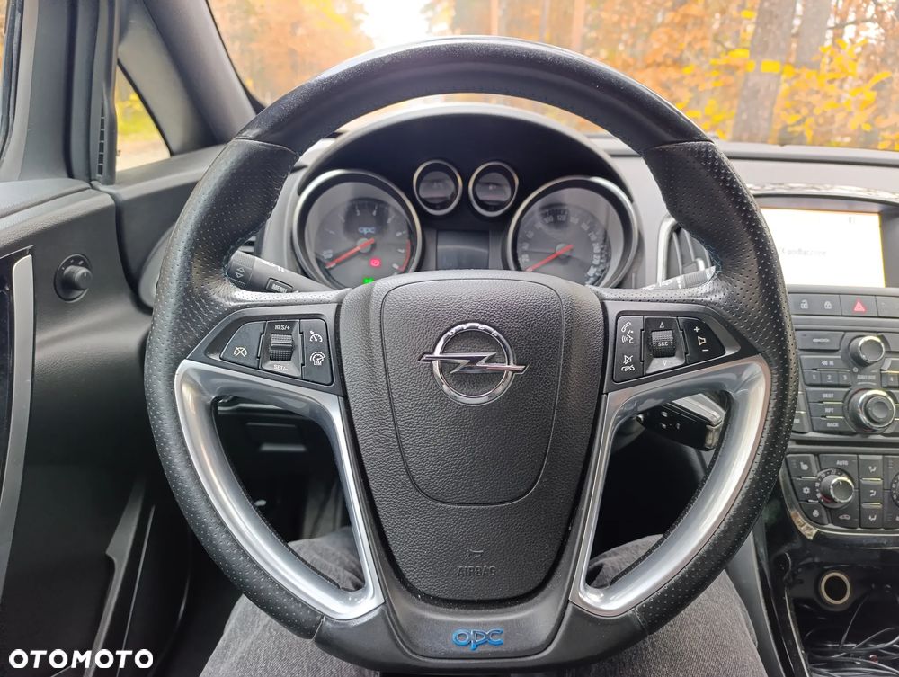 Opel Astra IV GTC OPC - 19