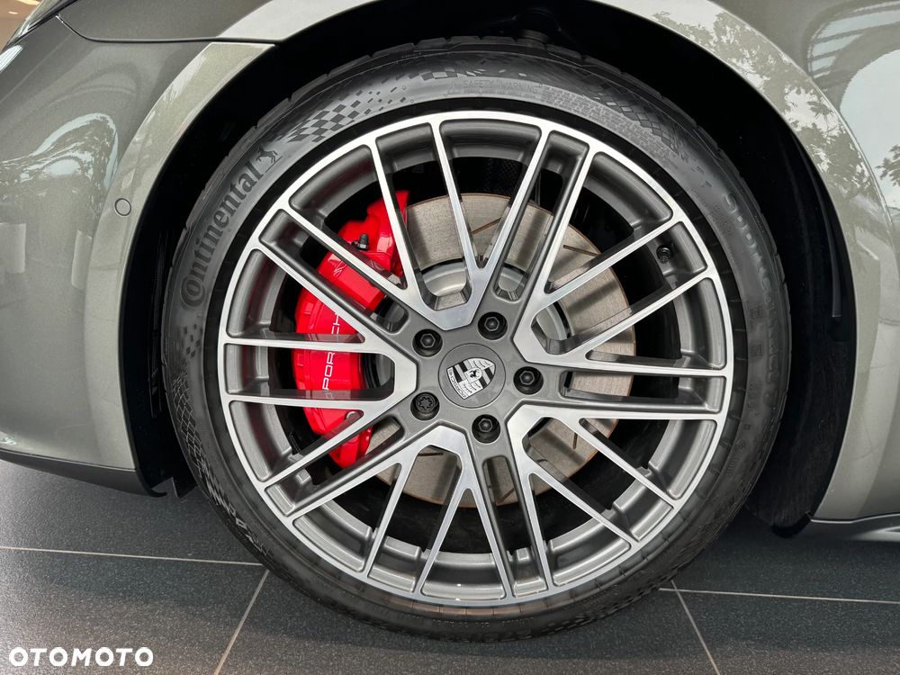 Porsche Panamera 4S E-Hybrid - 11