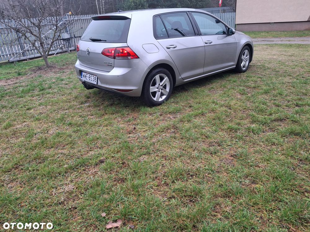 Volkswagen Golf 2.0 TDI 4Motion (BlueMotion Tech) Highline - 4