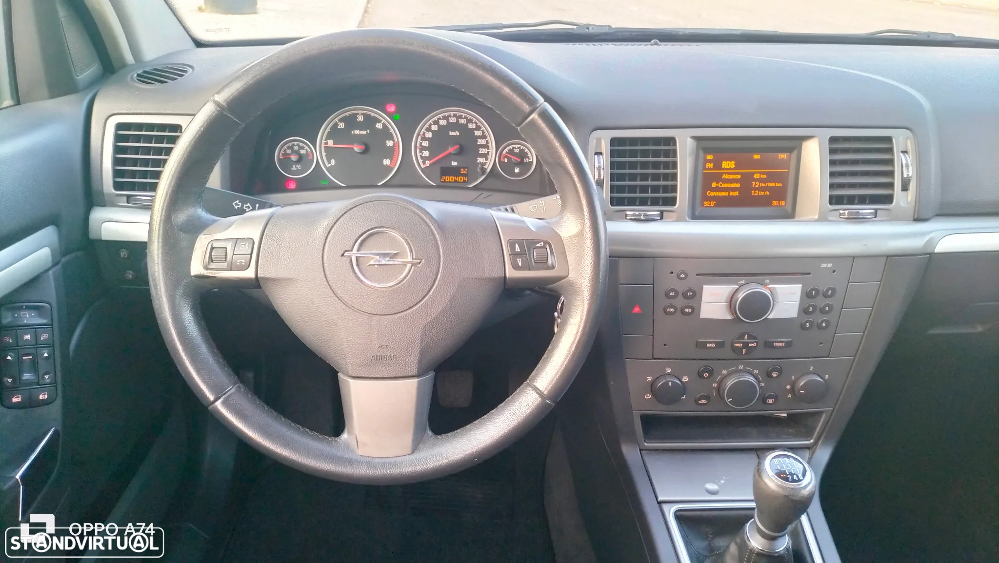 Opel Vectra Caravan 1.9 CDTi Executive - 18