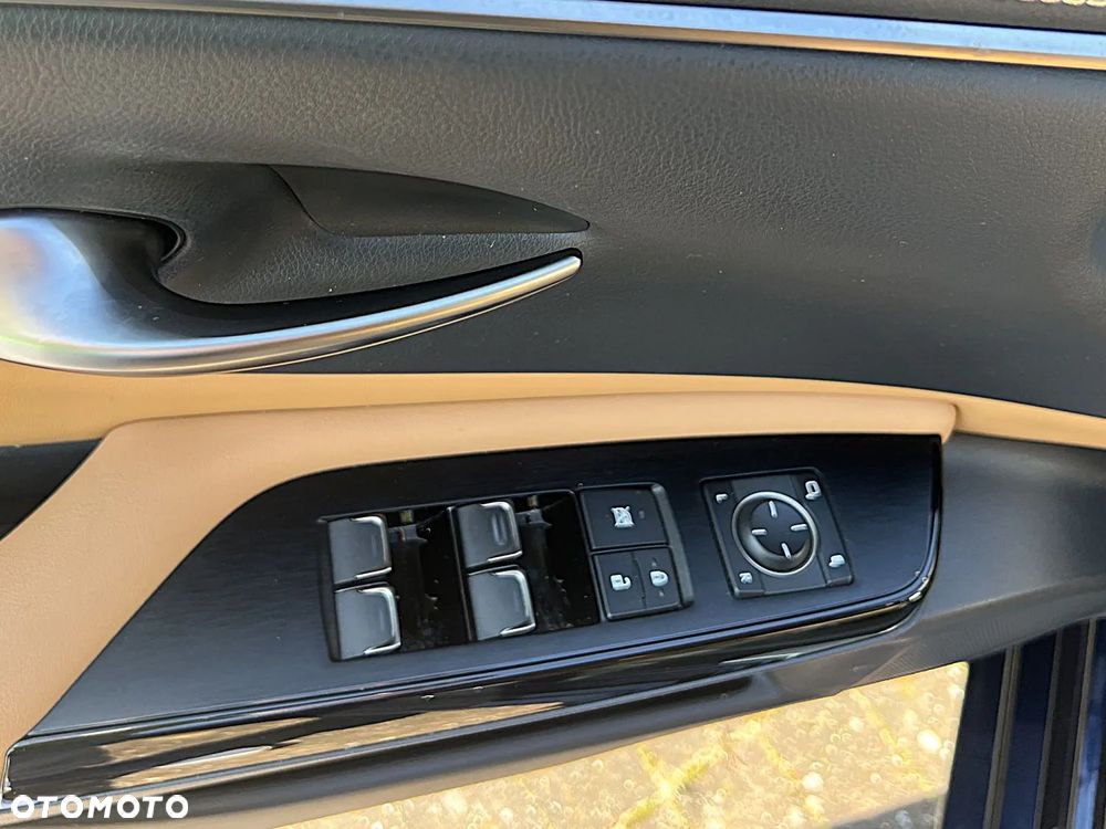 Lexus ES 300h Business Edition - 4
