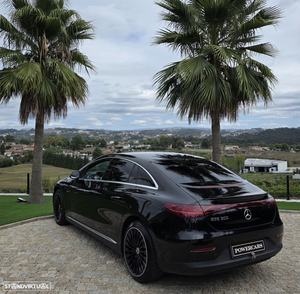 Mercedes-Benz EQE 300 Edition Electric Art - 18