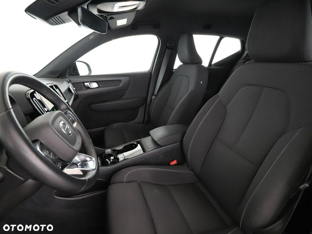 Volvo XC 40 Recharge Core - 14