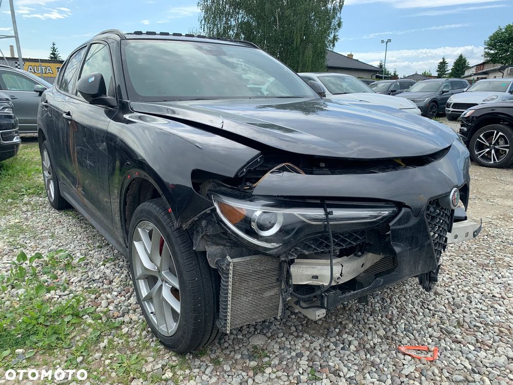 Alfa Romeo Stelvio 2.0 Turbo 16V AT8-Q4 Executive - 2