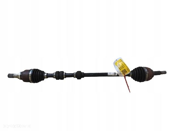PÓŁOŚ PRAWY PRZÓD NISSan micra k14 1.0 dig-t